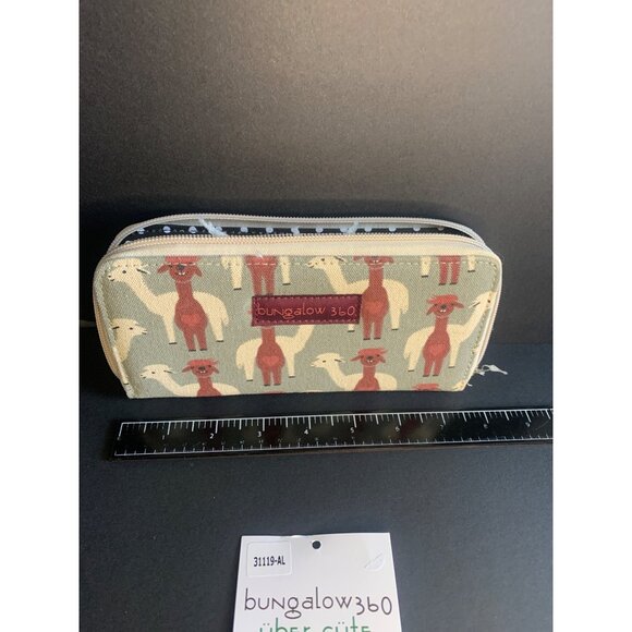 Bungalow 360 Alpaca Llama Design Zip Around Wallet - New - Picture 11 of 11